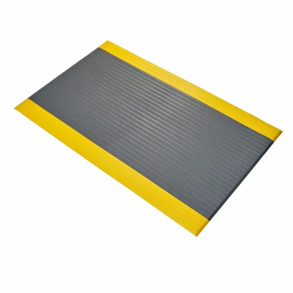 Covor industrial Coba Orthomat Ribbed, 0.9 x 18.3m, gri/galben, rezistent la uzura, confortabil si testat conform BS EN 13501-1